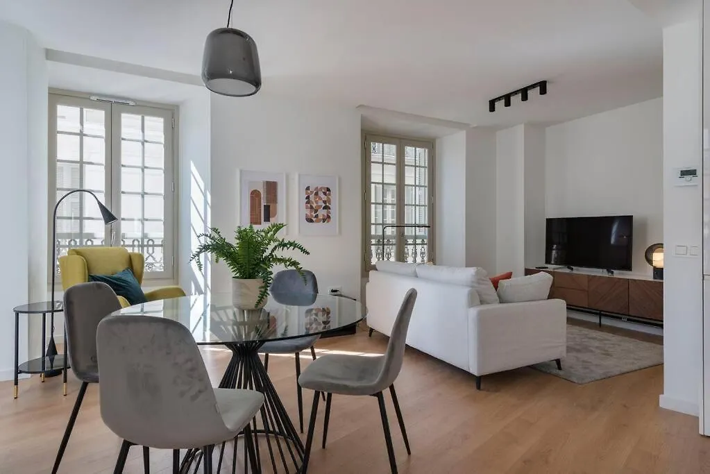 Key-Wise Luxury Alcantara Plaza Teatro 2R Free Parking Malaga Apartment