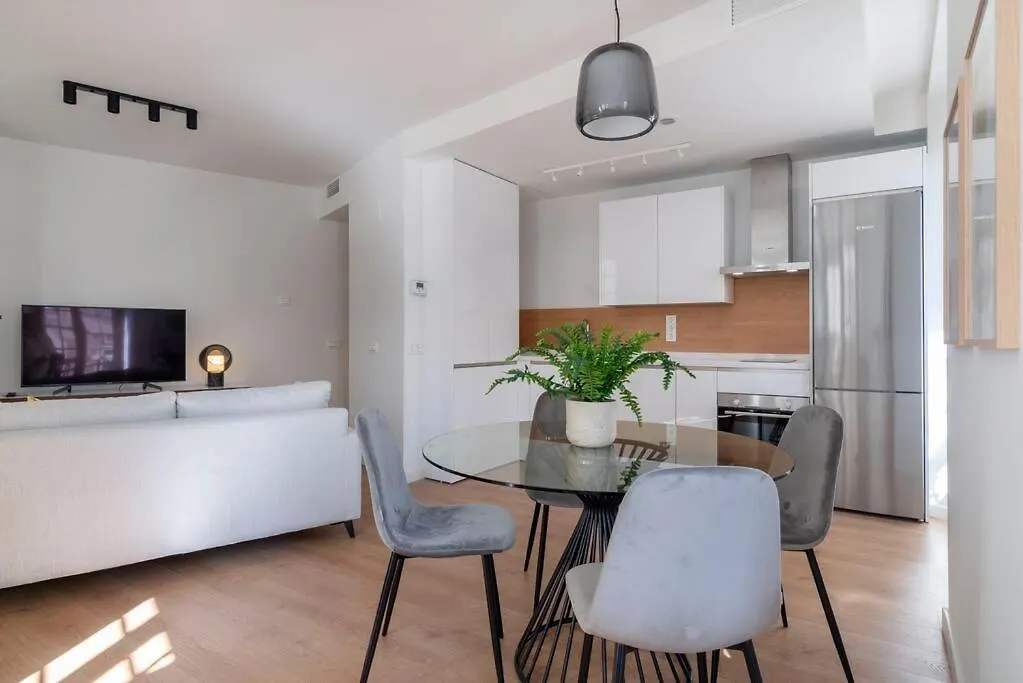 Apartment Key-Wise Luxury Alcantara Plaza Teatro 2R Free Parking Malaga Spain